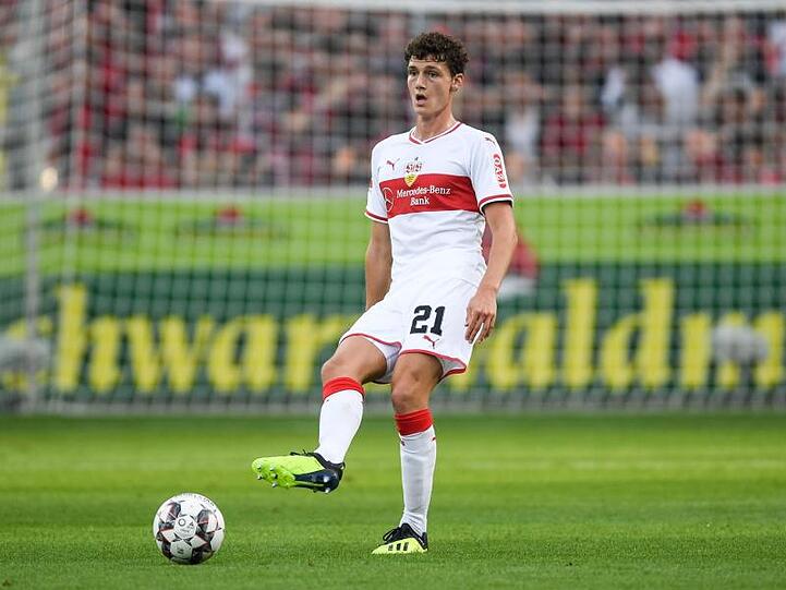 Benjamin Pavard kommt vom VfB Stuttgart zum FC Bayern München.