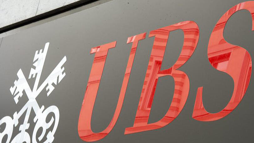 UBS soll vermögenden Franzosen bei der Hinterziehung von Steuern geholfen haben. Die Bank weist die Vorwürfe zurück.