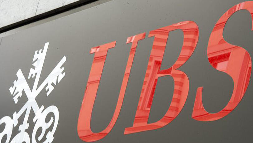 UBS soll vermögenden Franzosen bei der Hinterziehung von Steuern geholfen haben. Die Bank weist die Vorwürfe zurück. UBS soll vermögenden Franzosen bei der Hinterziehung von Steuern geholfen haben. Die Bank weist die Vorwürfe zurück.