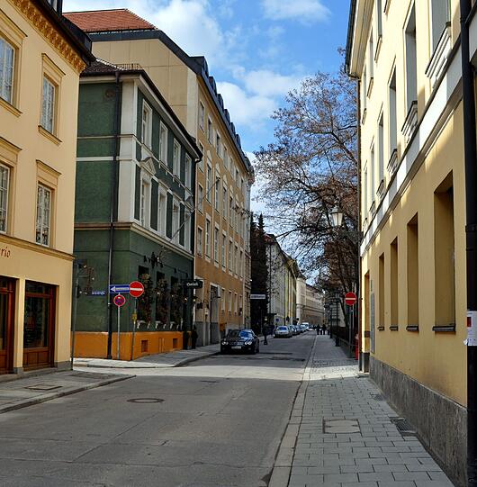 In bester Münchner Lage: die Schönfeldstraße in der Maxvorstadt.