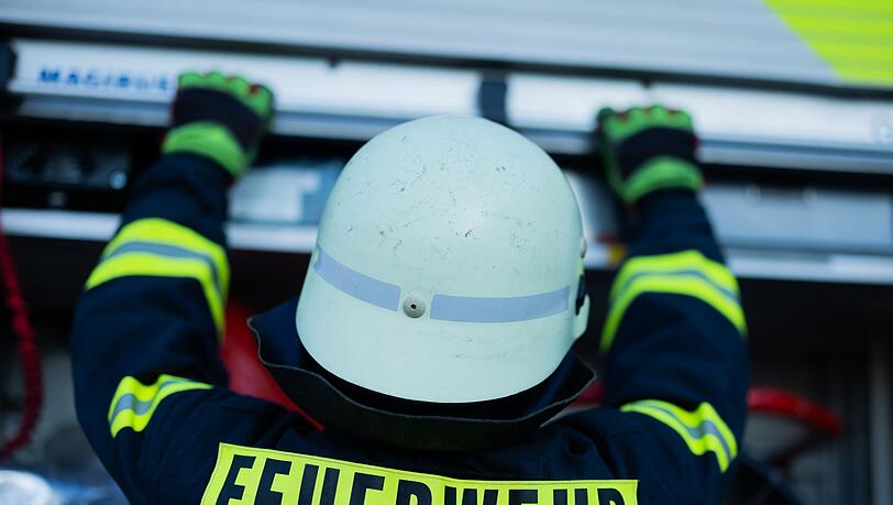 Rund 120 Kr&auml;fte waren am Abend im Einsatz. (Symbolbild)