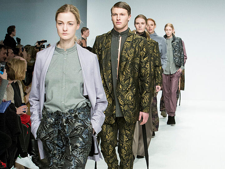 Designer Timm Süßbrich präsentierte seine Entwürfe auf der Berlin Fashion Week in Kooperation mit der Schuhmarke Tamaris