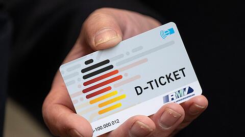 Heute vor einem Jahr wurde das Deutschlandticket eingeführt.