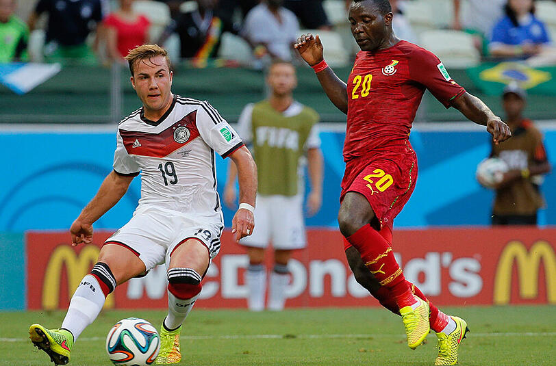 Mario Götze: Note 3. War viel unterwegs, aber erst einmal wenig effizient. Bei den zwei, drei Chancen erst zu unentschlossen, ehe er per Kopf die wichtige Führung und sein erstes WM-Tor erzielte