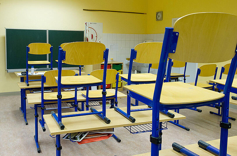 Hasserfüllte Parolen in der Grundschule? Die Polizei will herausfinden, wer kleinen Kindern so etwas beibringt.