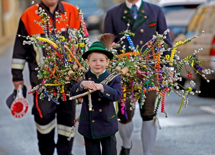Palmbuschen spielen am Wochenende in St. Wolfgang eine wichtige Rolle.
