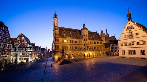 Rothenburg ob der Tauber ist ein beliebtes Touristenziel. (Symbolbild)