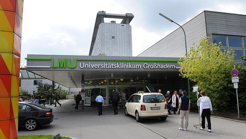 Der Haupteingang des Universit&auml;tsklinikums Gro&szlig;hadern. (Symbolbild)