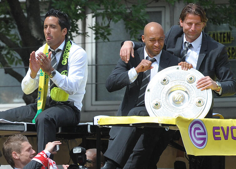 Dortmund stand Kopf: Am Sonntag feierte die Stadt den neuen Deutschen Meister. Freudentaumel in Schwarz-Gelb.