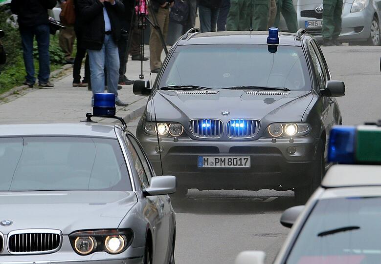 Bilder vom Prozess-Auftakt: Beate Zschäpe wird vorgefahren