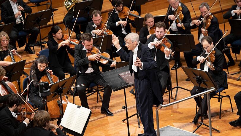 Herbert Blomstedt dirigiert die "Eroica".