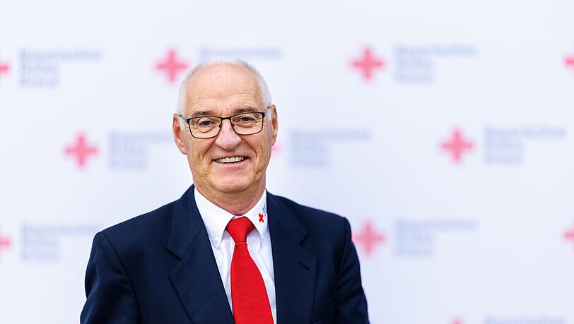 Hans-Michael Weisky ist neuer Präsident des Bayrischen Roten Kreuzes (BRK). Hans-Michael Weisky ist neuer Präsident des Bayrischen Roten Kreuzes (BRK).