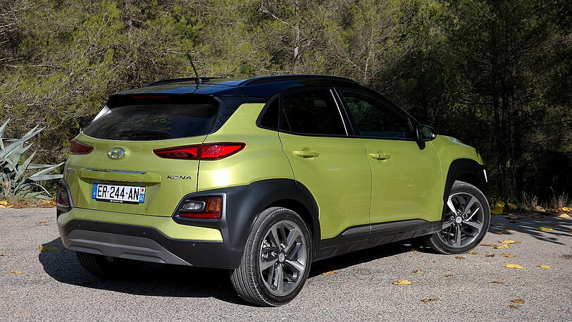 Die Rundum-Beplankung des Kona sorgt für einen typischen SUV-Look.