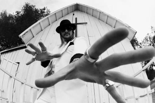 Kid Rock  zeigt im Zenith, dass er ein Bühnentier ist.