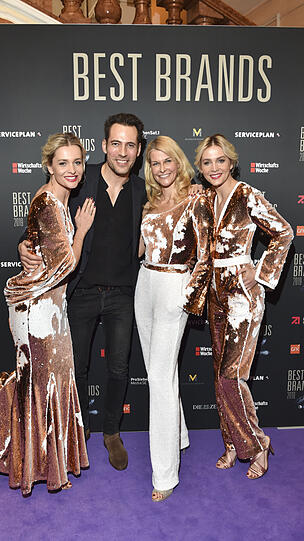 Nina und Julia Meise (Meise-Twins) mit Alexander Mazza und Natascha Grün