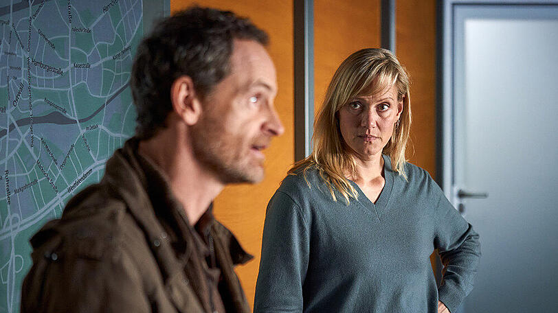 Kommissar Faber (Jörg Hartmann) und Kollegin Bönisch (Anna Schudt) im neuen "Tatort: In der Familie"