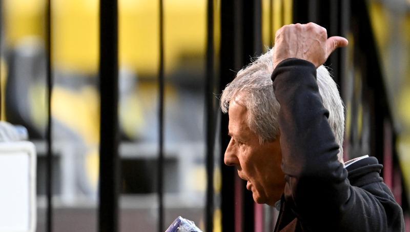 Dortmunds Trainer Lucien Favre im Interview. Foto: Federico Gambarini/dpa-Pool/dpa Dortmunds Trainer Lucien Favre im Interview. Foto: Federico Gambarini/dpa-Pool/dpa