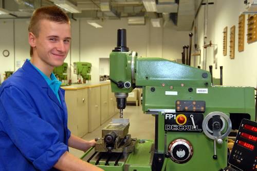 Jasko Uglijesa hat's geschafft: Er hat eine Lehrstelle bei Siemens.
