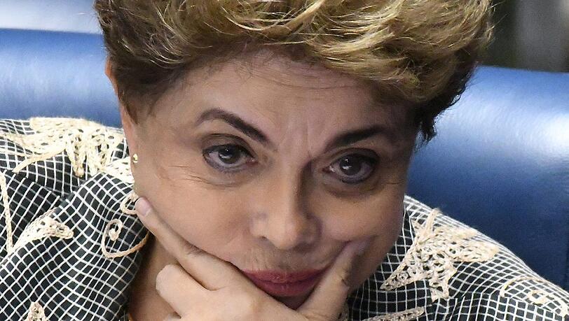 Die bisherige brasilianische Präsidentin Dilma Rousseff ist des Amtes enthoben worden. Die bisherige brasilianische Präsidentin Dilma Rousseff ist des Amtes enthoben worden.