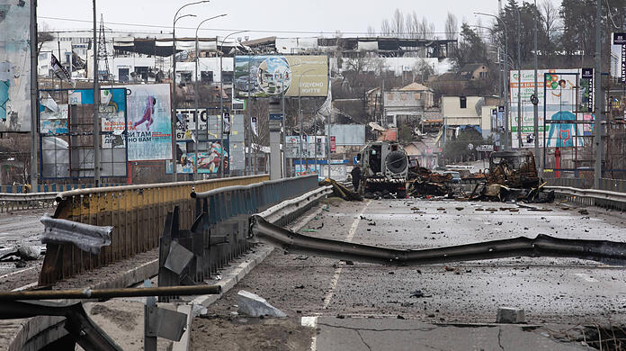 In Butscha wurden nach dem Rückzug der russischen Armee hunderte tote ukrainische Zivilisten gefunden.