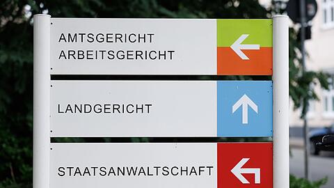 Die Staatsanwaltschaft hat Verm&ouml;genswerte einer mutma&szlig;lichen Betr&uuml;gerin f&uuml;r gesch&auml;digte Opfer eingezogen. (Symbolfoto)