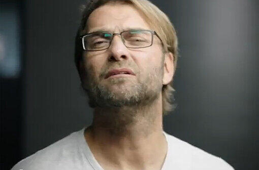 "Kloppo" ohne Bart? Man kann es sich kaum vorstellen - für einen neuen TV-Spot seines Werbepartners lässt sich der BVB-Coach rasieren. Sehen Sie hier die Bilder und das Video.