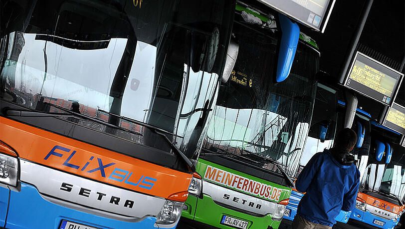 MeinFernbus ist der derzeit führender Anbieter auf dem deutschen Markt, der Anfang 2013 liberalisiert wurde. MeinFernbus ist der derzeit führender Anbieter auf dem deutschen Markt, der Anfang 2013 liberalisiert wurde.