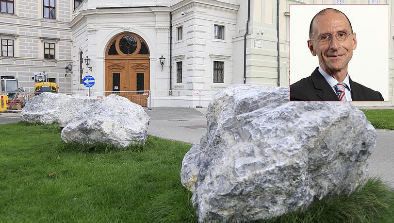 Die Konkurrenten um das Kanzleramt in Wien legten sich im Wahlkampf jede Menge Steine in den Weg. Politikwissenschaftler Peter Filzmaier (kl. Bild) dazu im AZ-Interview. Die Konkurrenten um das Kanzleramt in Wien legten sich im Wahlkampf jede Menge Steine in den Weg. Politikwissenschaftler Peter Filzmaier (kl. Bild) dazu im AZ-Interview.