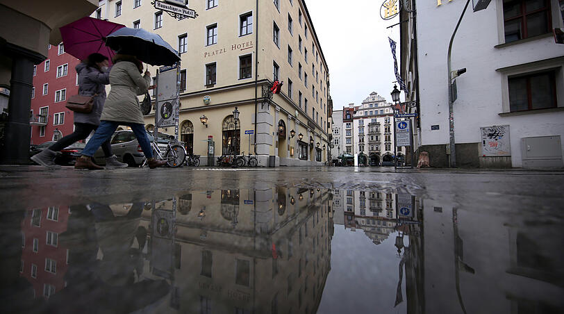 Vom Schmuddelwetter vor der Tür kriegt man drinnen nichts mit.
