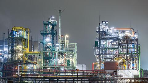 Besonders energieintensive Industrien - dazu z&auml;hlt etwa die Chemie- und die Stahlindustrie - bekommen einen Teil ihrer Zertifikate kostenlos. (Symbolbild)