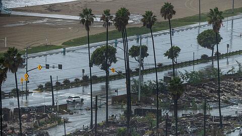 Die Beh&ouml;rden warnten von Sturzfluten und &Uuml;berschwemmungen.