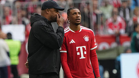 Arbeiten sie auch in Zukunft zusammen? Bayern-Trainer Vincent Kompany (l.) und Michael Olise. Arbeiten sie auch in Zukunft zusammen? Bayern-Trainer Vincent Kompany (l.) und Michael Olise.