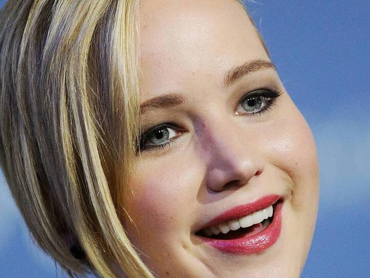 Unvorstellbar: Jennifer Lawrence im weißen Kittel?