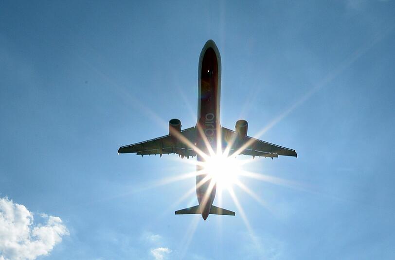Mit dem Flieger in den Urlaub, aber wohin? Nach den letzten Terroranschlägen fragen sich viele Deutsche, welche Länder noch sicher sind.