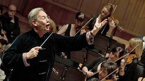 Der britische Dirigent John Eliot Gardiner.