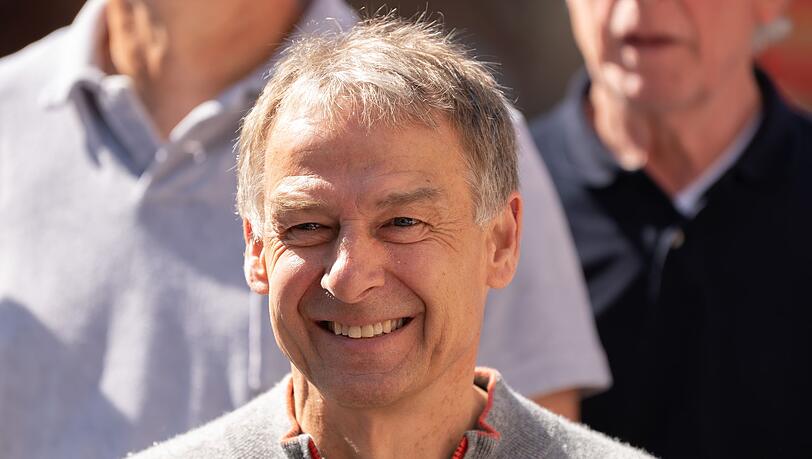 Jürgen Klinsmann hofft auf ein Amerika-Abenteuer seines Ex-Spielers Thomas Müller Jürgen Klinsmann hofft auf ein Amerika-Abenteuer seines Ex-Spielers Thomas Müller