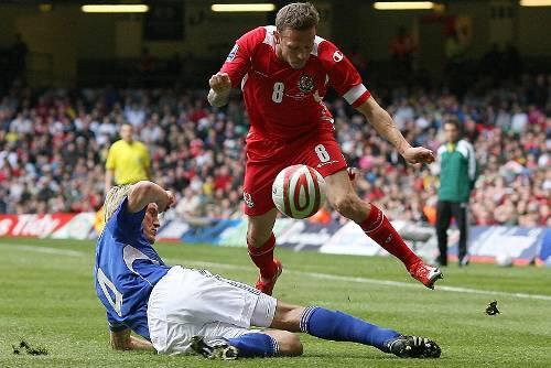 Craig Bellamy ist der beste walisische Stürmer. In seiner Heimat spielt er natürlich nicht, sondern bei Manchester City in England.