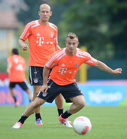 Standards stehen am fünften Tag auf dem Plan: Der FC Bayern trainiert Ecken und Freistöße.