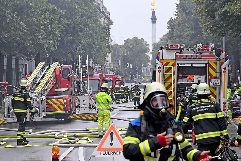 Die Feuerwehr war mit 120 Einsatzkräften vor Ort.