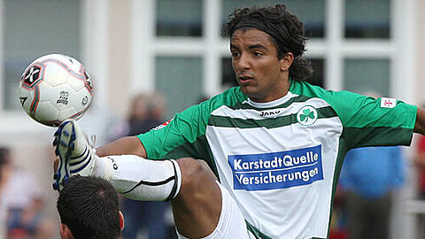 Immer auf Ballhöhe: Sami Allagui will mit und über Fürth den doppelten Aufstieg schaffen &ndash; ins Oberhaus und die Nationalmannschaft.