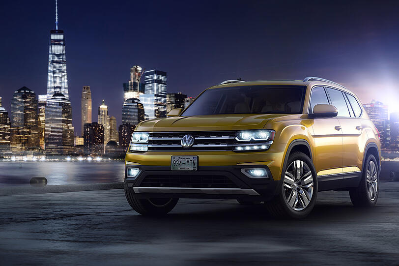 Schicker Schein: LED-Scheinwerfer und -Tagfahrlichter sind beim VW Atlas Serienstandard.