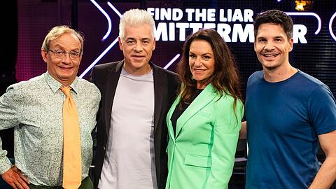 Auftaktsendung der neuen Rateshow "Find The Liar, Mittermeier" mit (v.l.) Wigald Boning, Gastgeber Michael Mittermeier, Christine Neubauer und Alain Frei.