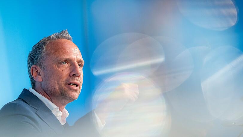 Verteidigt erneut die Abschw&auml;chung der bayerischen Klimaziele: Umweltminister Thorsten Glauber (Freie W&auml;hler). (Archiv)