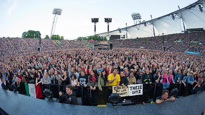 Open-Air-Events gibt es unter anderem im Olympiastadion. Hier: Die US-Band Bon Jovi. (Archivbild)