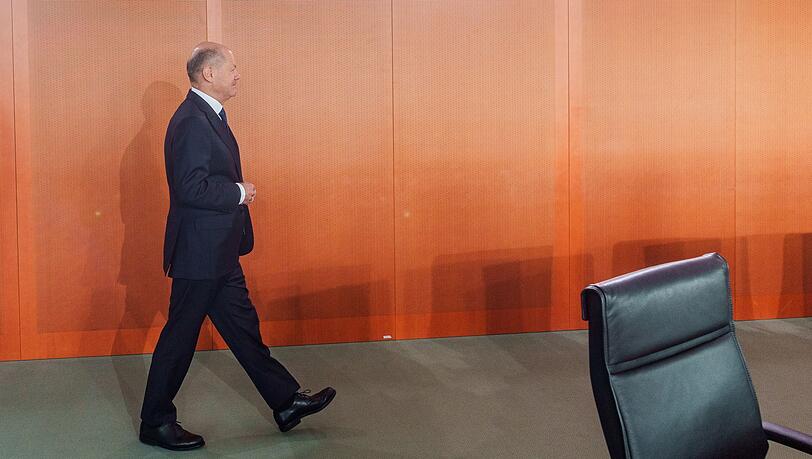 Ein weiterer Schritt weg von der Macht: Olaf Scholz kommt zur voraussichtlich letzten Kabinettssitzung, die er als geschäftsführender Kanzler leitet.