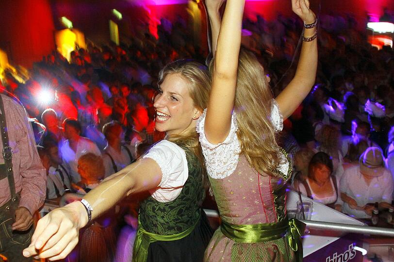Bald geht's los: Das Oktoberfest 2012 startet! Hier gibt's die schönsten Bilder von der Party danach im Wiesnclub in der Alten Kongresshalle...