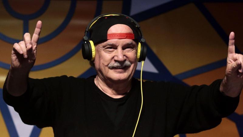 Der italienische Produzent und DJ Giorgio Moroder tritt beim Corona SunSets Festival auf. Der italienische Produzent und DJ Giorgio Moroder tritt beim Corona SunSets Festival auf.