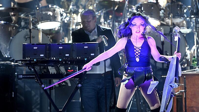 Große Filmmusik gehört bei Hans Zimmer dazu. Große Filmmusik gehört bei Hans Zimmer dazu.