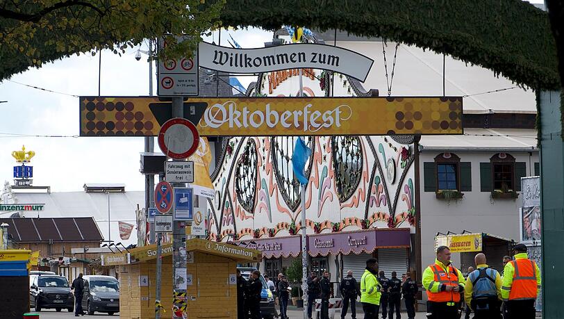 Bis 17.30 Uhr blieb das Oktoberfest nach einer Drohung geschlossen.