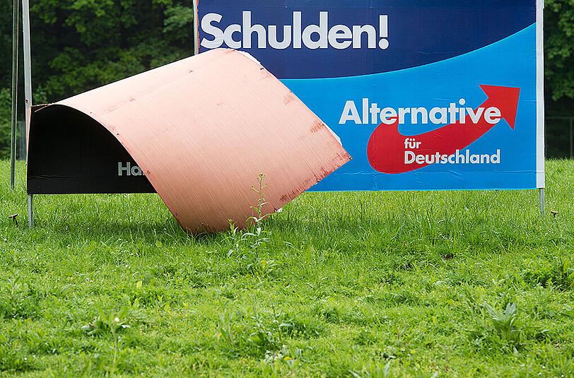 Der Zwist in der AfD verunsichert die Wähler. Die Befragten sehen sie nur noch bei vier Prozent.
